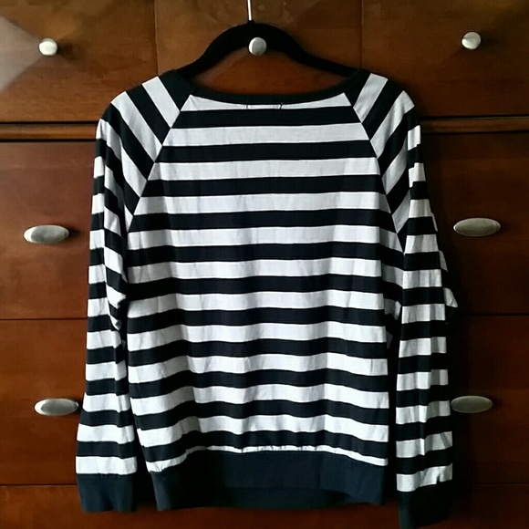 One Step Up top! - Picture 3 of 4